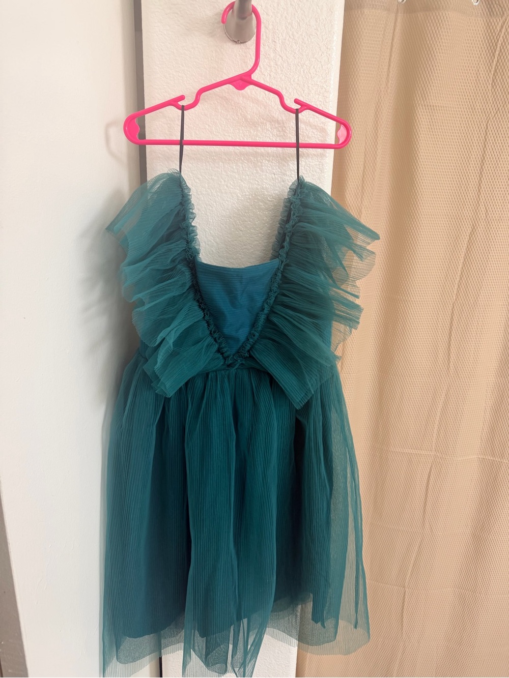 Girls Teal Ruffled Tulle Dress H & M 
Lime green dress Zara